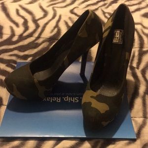 Camo heels